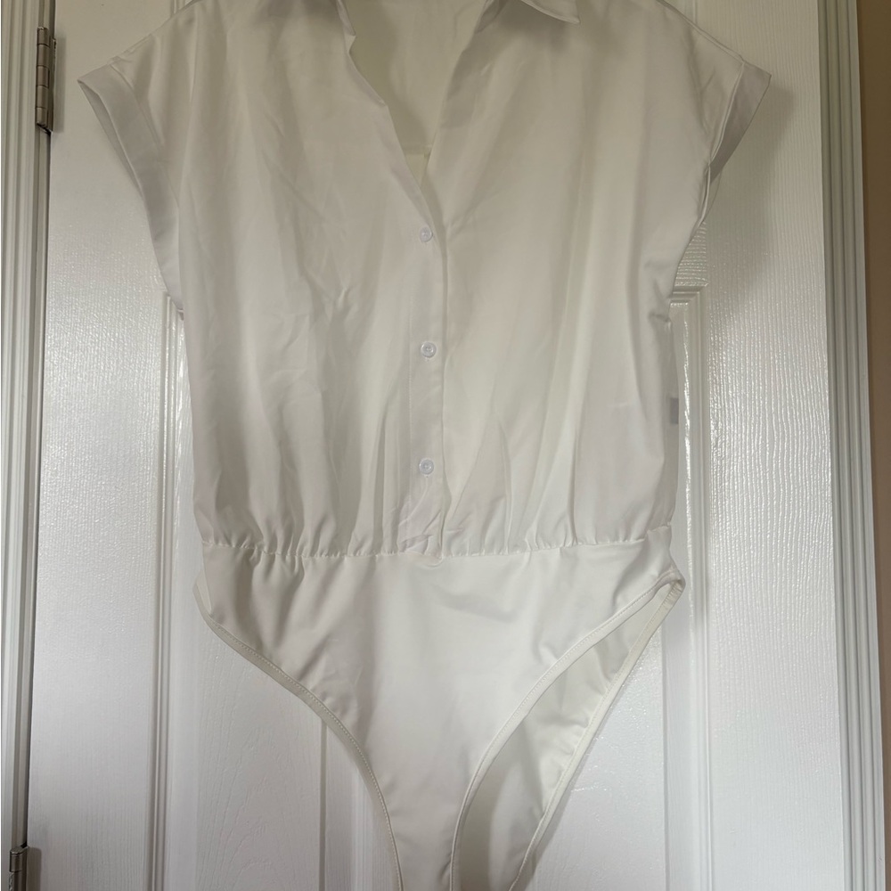 SHEIN White Collared Bodysuit